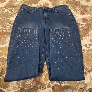 LAST CALL🎉🎉Fun and trendy embellished jeans